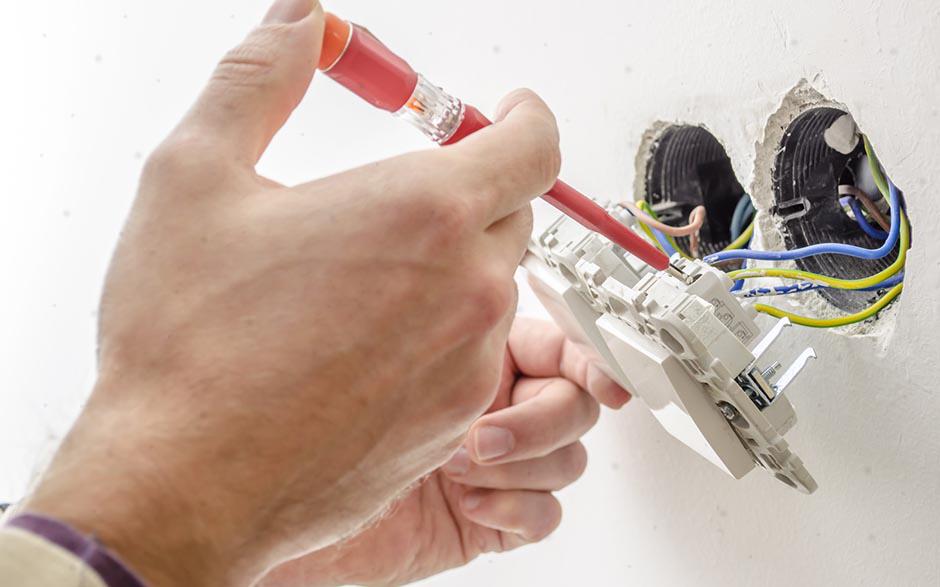 travail électricien Bures-sur-Yvette